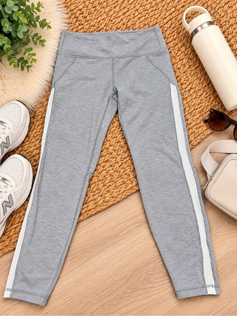 Athleta Women’s Medium Gray Leggings White Side Stripe High Rise Activewear